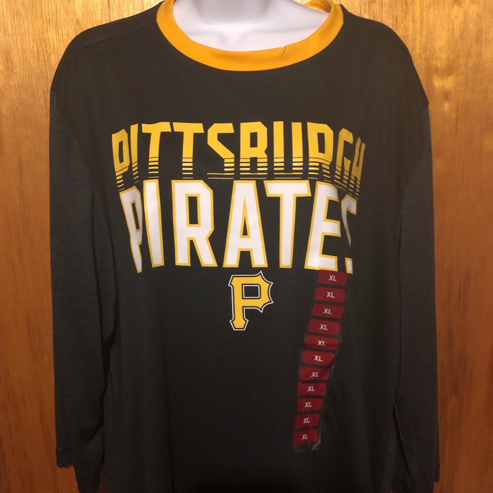 Pittsburgh Pirates 3/4 Sleeve Top NWT Size XL
